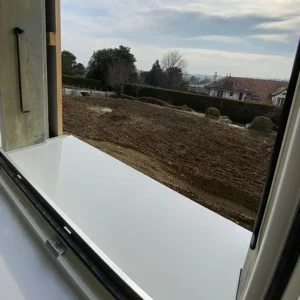 renov-facades-ventilees-tablette-metallique-sur-mesure1