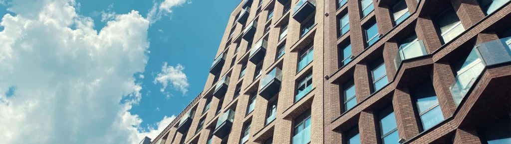 Rénovation de façade : un investissement qui protège et valorise le bâtiment
